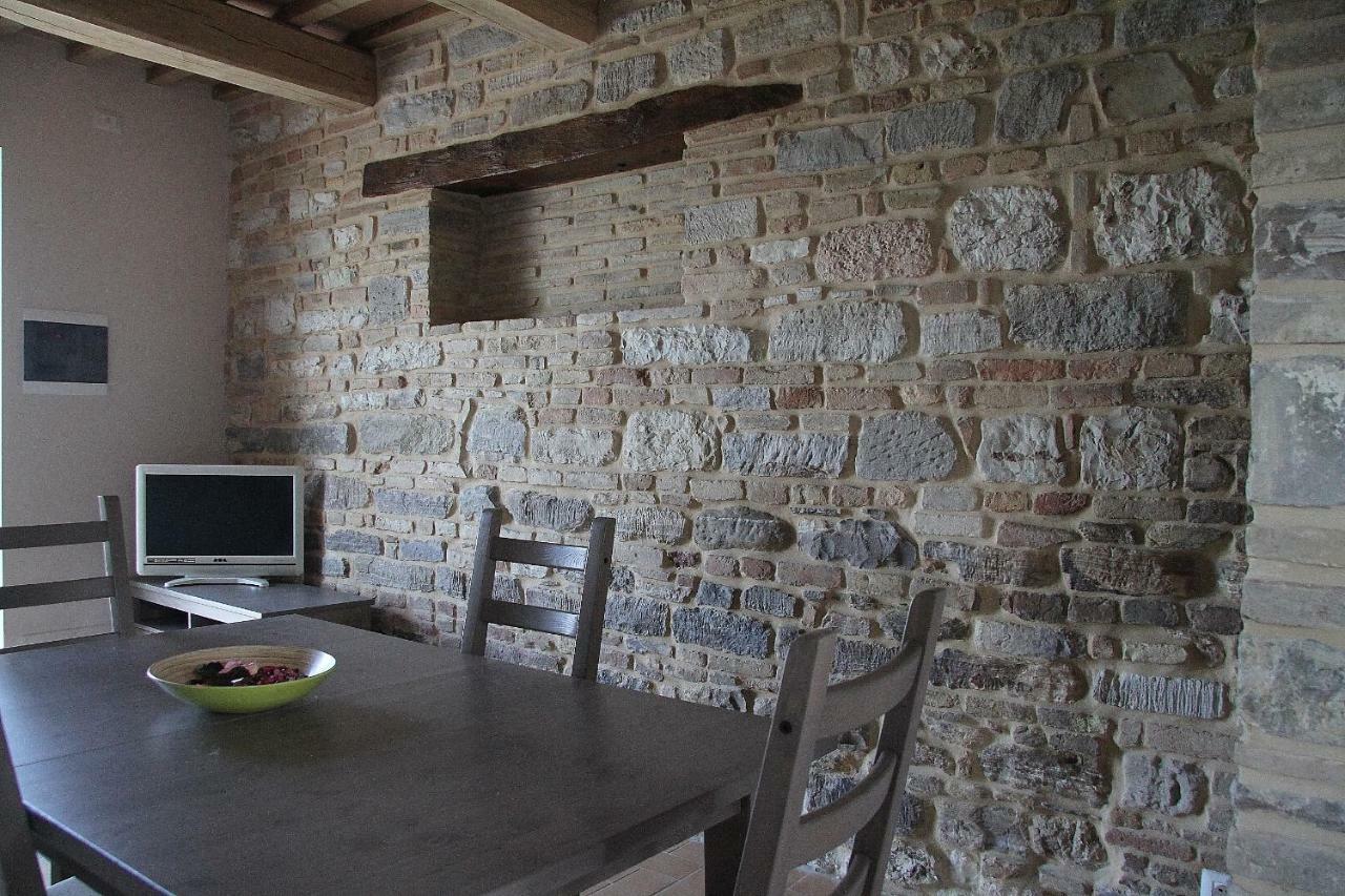 Al Castello Vila San Severino Marche Exterior foto