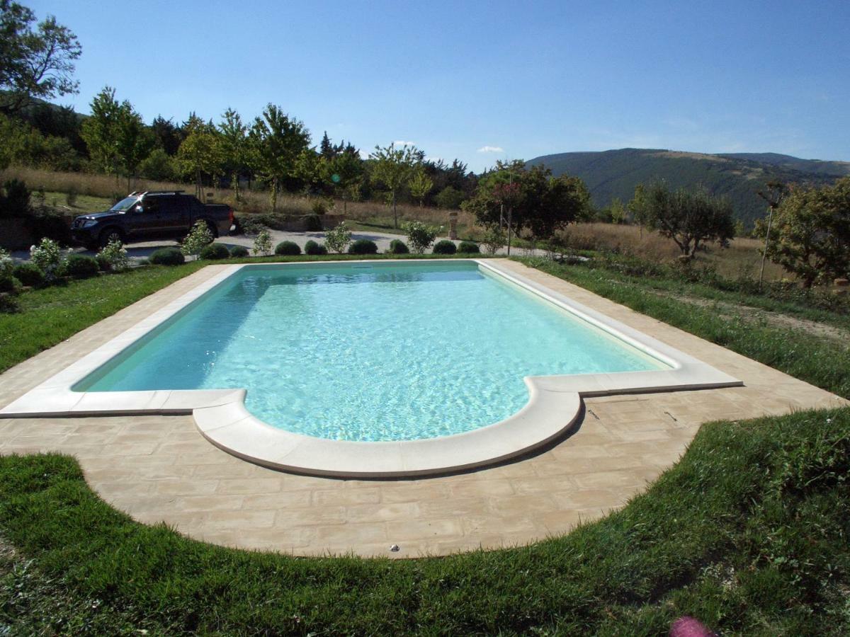 Al Castello Vila San Severino Marche Exterior foto